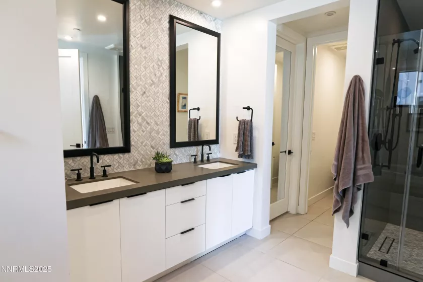 16 Persano, Reno, Nevada 89511, 2 Bedrooms Bedrooms, ,3 BathroomsBathrooms,Residential,Residential,Persano,250054712