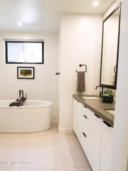 16 Persano, Reno, Nevada 89511, 2 Bedrooms Bedrooms, ,3 BathroomsBathrooms,Residential,Residential,Persano,250054712