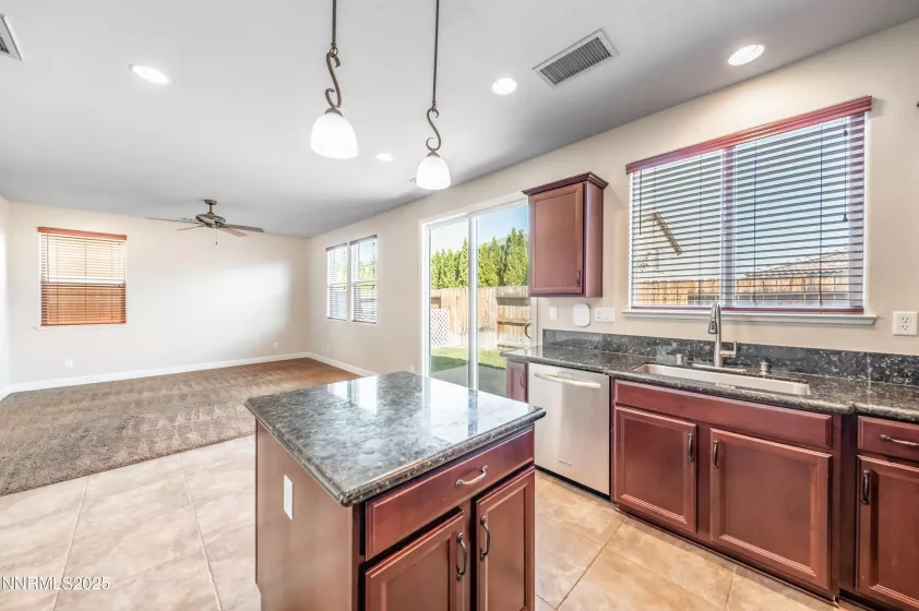 1935 Glacier Meadow, Reno, Nevada 89521, 3 Bedrooms Bedrooms, ,3 BathroomsBathrooms,Residential,Residential,Glacier Meadow,250003029