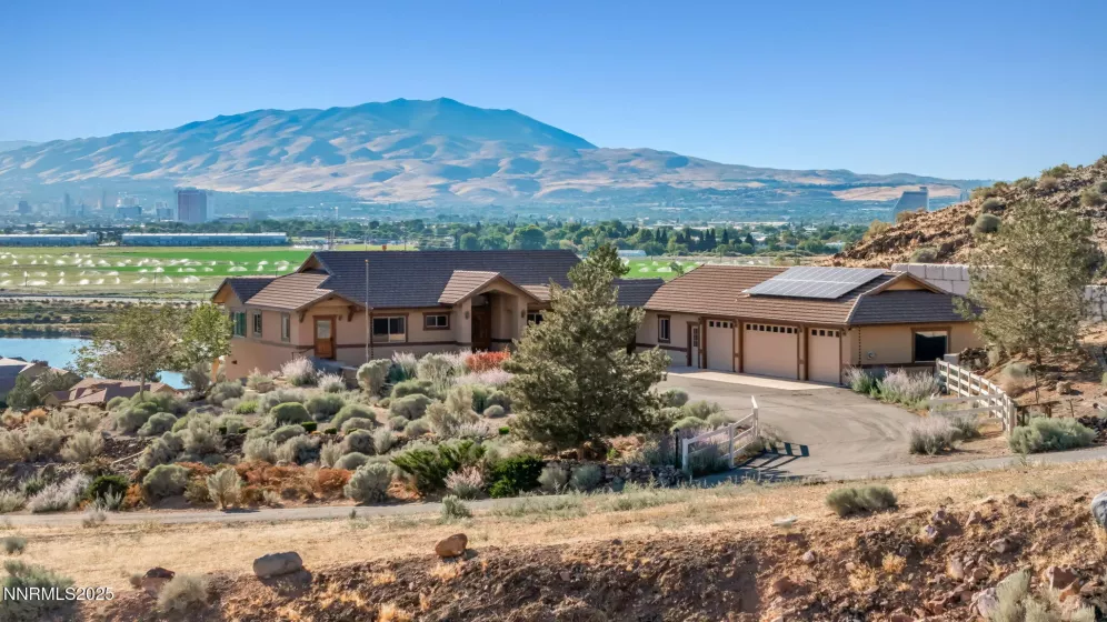 7415 Native Dancer, Reno, Nevada 89502, 3 Bedrooms Bedrooms, ,3 BathroomsBathrooms,Residential,Residential,Native Dancer,250054716