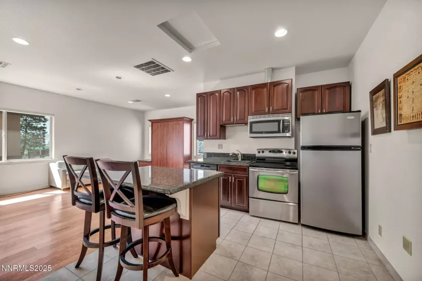 7415 Native Dancer, Reno, Nevada 89502, 3 Bedrooms Bedrooms, ,3 BathroomsBathrooms,Residential,Residential,Native Dancer,250054716