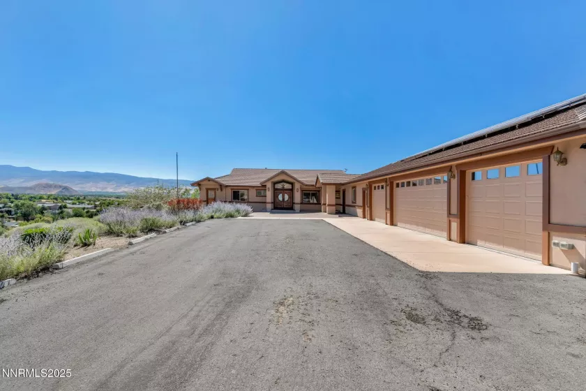 7415 Native Dancer, Reno, Nevada 89502, 3 Bedrooms Bedrooms, ,3 BathroomsBathrooms,Residential,Residential,Native Dancer,250054716