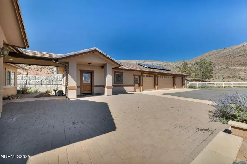 7415 Native Dancer, Reno, Nevada 89502, 3 Bedrooms Bedrooms, ,3 BathroomsBathrooms,Residential,Residential,Native Dancer,250054716