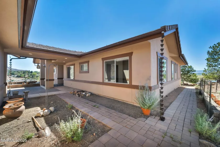 7415 Native Dancer, Reno, Nevada 89502, 3 Bedrooms Bedrooms, ,3 BathroomsBathrooms,Residential,Residential,Native Dancer,250054716