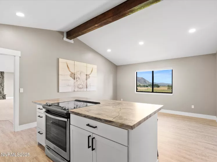 228 Beverly, Gardnerville, Nevada 89460, 3 Bedrooms Bedrooms, ,2 BathroomsBathrooms,Residential,Residential,Beverly,250054718