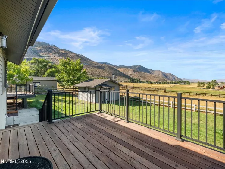 228 Beverly, Gardnerville, Nevada 89460, 3 Bedrooms Bedrooms, ,2 BathroomsBathrooms,Residential,Residential,Beverly,250054718