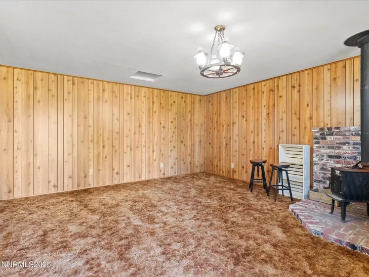 228 Beverly, Gardnerville, Nevada 89460, 3 Bedrooms Bedrooms, ,2 BathroomsBathrooms,Residential,Residential,Beverly,250054718