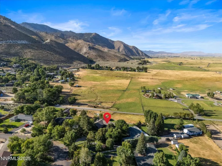 228 Beverly, Gardnerville, Nevada 89460, 3 Bedrooms Bedrooms, ,2 BathroomsBathrooms,Residential,Residential,Beverly,250054718