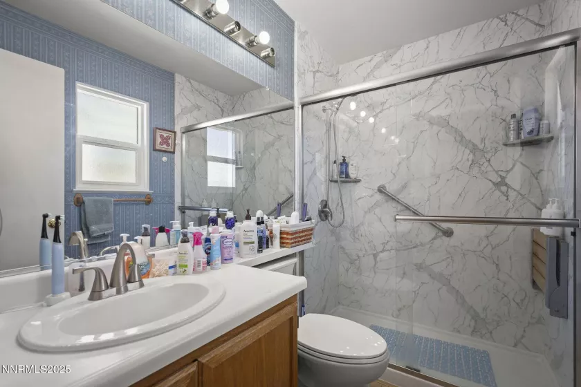 8480 Corrigan, Reno, Nevada 89506, 3 Bedrooms Bedrooms, ,2 BathroomsBathrooms,Residential,Residential,Corrigan,250054720