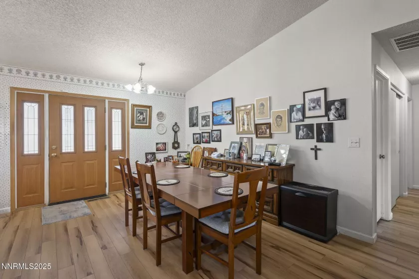 8480 Corrigan, Reno, Nevada 89506, 3 Bedrooms Bedrooms, ,2 BathroomsBathrooms,Residential,Residential,Corrigan,250054720
