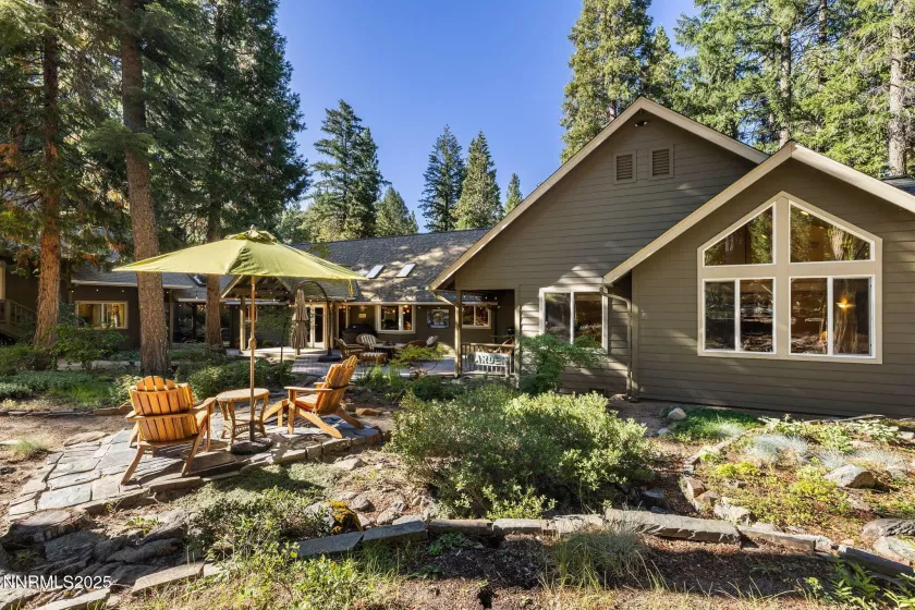 4 Yana, Graeagle, California 96103, 5 Bedrooms Bedrooms, ,4 BathroomsBathrooms,Residential,Residential,Yana,250054722