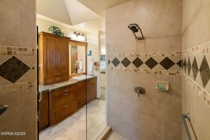 4 Yana, Graeagle, California 96103, 5 Bedrooms Bedrooms, ,4 BathroomsBathrooms,Residential,Residential,Yana,250054722