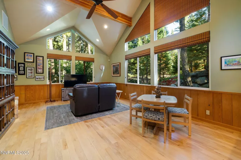 4 Yana, Graeagle, California 96103, 5 Bedrooms Bedrooms, ,4 BathroomsBathrooms,Residential,Residential,Yana,250054722