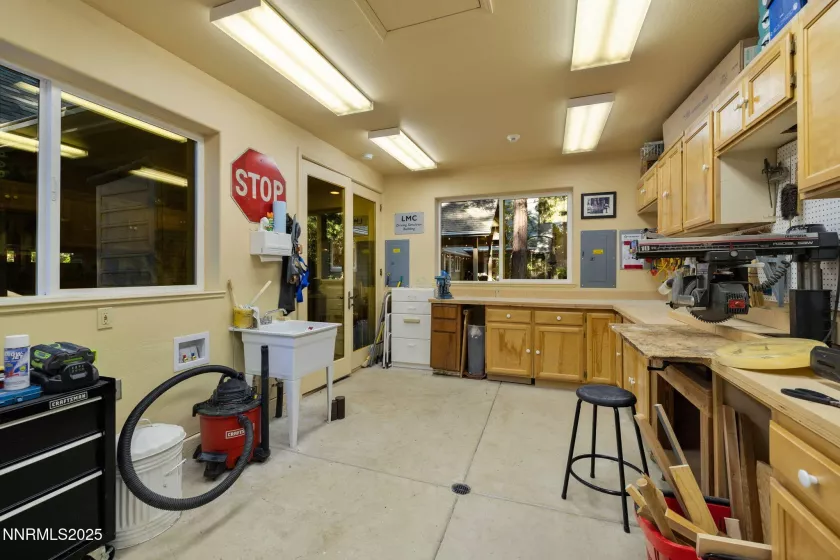 4 Yana, Graeagle, California 96103, 5 Bedrooms Bedrooms, ,4 BathroomsBathrooms,Residential,Residential,Yana,250054722