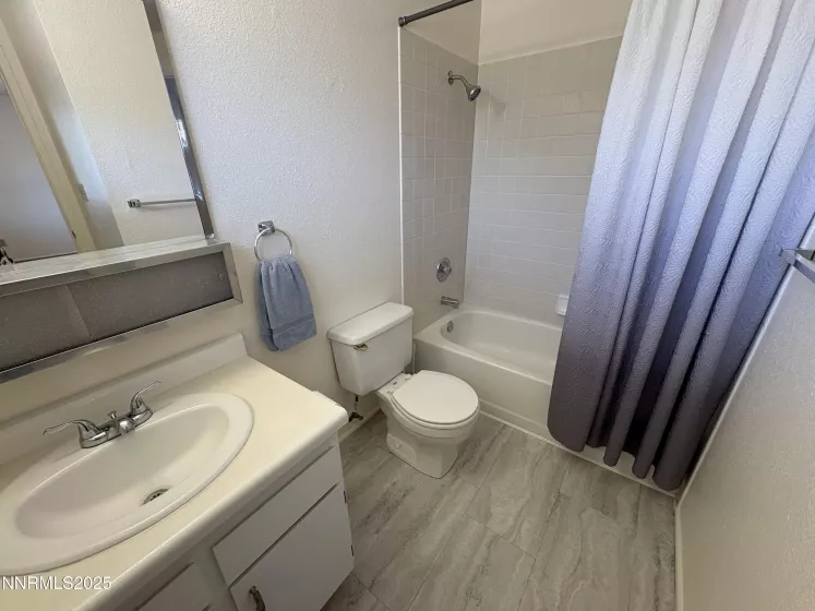 3865 Fulmar, Reno, Nevada 89508, 3 Bedrooms Bedrooms, ,2 BathroomsBathrooms,Residential,Residential,Fulmar,250054723