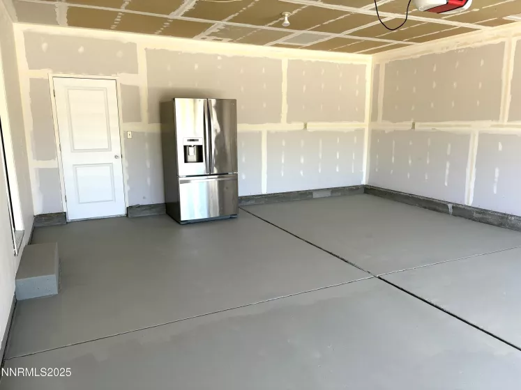 3865 Fulmar, Reno, Nevada 89508, 3 Bedrooms Bedrooms, ,2 BathroomsBathrooms,Residential,Residential,Fulmar,250054723