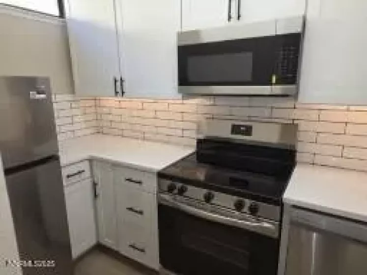 861 Nutmeg, Reno, Nevada 89502, 2 Bedrooms Bedrooms, ,2 BathroomsBathrooms,Residential,Residential,Nutmeg,250054724