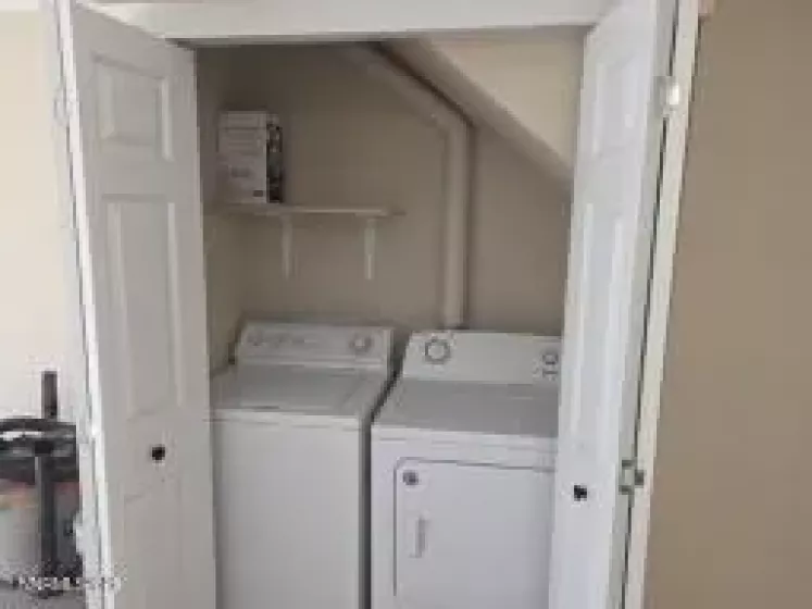 861 Nutmeg, Reno, Nevada 89502, 2 Bedrooms Bedrooms, ,2 BathroomsBathrooms,Residential,Residential,Nutmeg,250054724