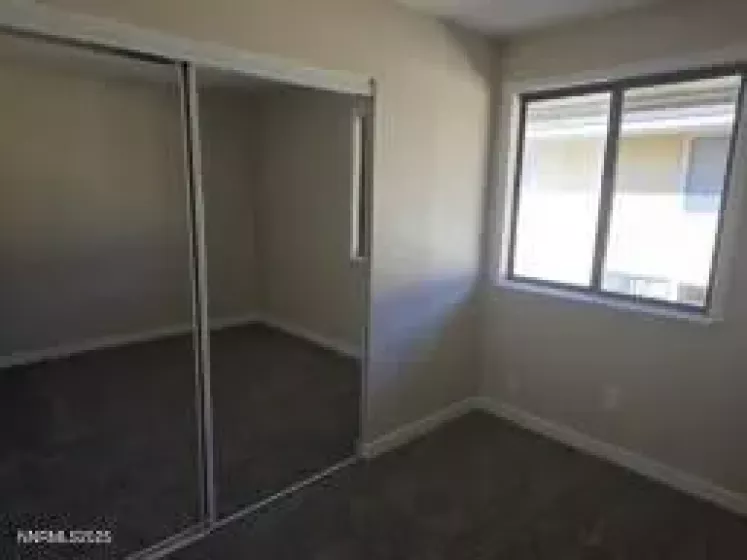 861 Nutmeg, Reno, Nevada 89502, 2 Bedrooms Bedrooms, ,2 BathroomsBathrooms,Residential,Residential,Nutmeg,250054724
