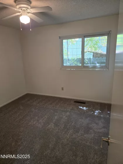 1758 Woodhaven, Sparks, Nevada 89434, 3 Bedrooms Bedrooms, ,2 BathroomsBathrooms,Residential,Residential,Woodhaven,250054726