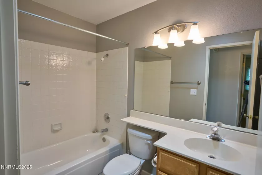 1758 Woodhaven, Sparks, Nevada 89434, 3 Bedrooms Bedrooms, ,2 BathroomsBathrooms,Residential,Residential,Woodhaven,250054726