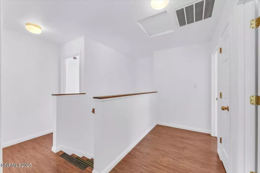 531 Tarn, Reno, Nevada 89503, 3 Bedrooms Bedrooms, ,3 BathroomsBathrooms,Residential,Residential,Tarn,250054733