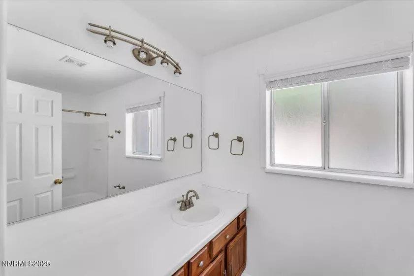 531 Tarn, Reno, Nevada 89503, 3 Bedrooms Bedrooms, ,3 BathroomsBathrooms,Residential,Residential,Tarn,250054733