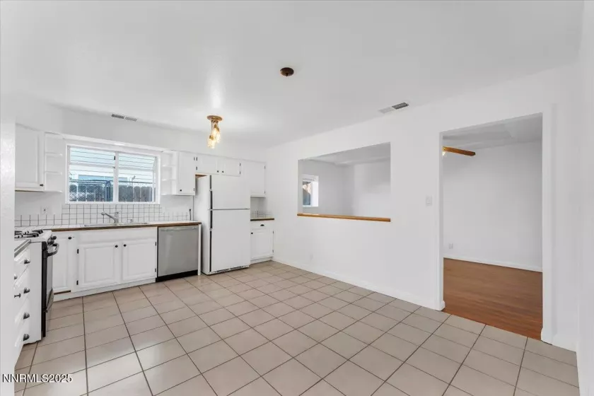531 Tarn, Reno, Nevada 89503, 3 Bedrooms Bedrooms, ,3 BathroomsBathrooms,Residential,Residential,Tarn,250054733