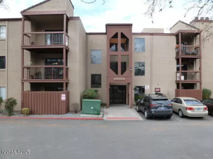 2955 Lakeside, Reno, Nevada 89509, 2 Bedrooms Bedrooms, ,1 BathroomBathrooms,Residential,Residential,Lakeside,250054735