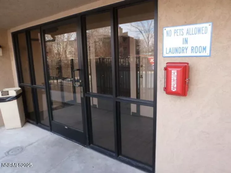 2955 Lakeside, Reno, Nevada 89509, 2 Bedrooms Bedrooms, ,1 BathroomBathrooms,Residential,Residential,Lakeside,250054735