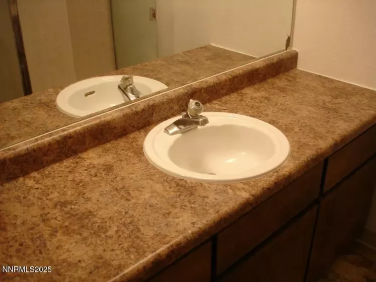 2955 Lakeside, Reno, Nevada 89509, 2 Bedrooms Bedrooms, ,1 BathroomBathrooms,Residential,Residential,Lakeside,250054735