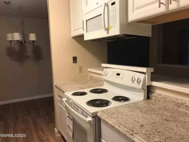 2955 Lakeside, Reno, Nevada 89509, 2 Bedrooms Bedrooms, ,1 BathroomBathrooms,Residential,Residential,Lakeside,250054735
