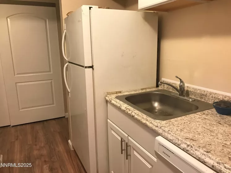 2955 Lakeside, Reno, Nevada 89509, 2 Bedrooms Bedrooms, ,1 BathroomBathrooms,Residential,Residential,Lakeside,250054735