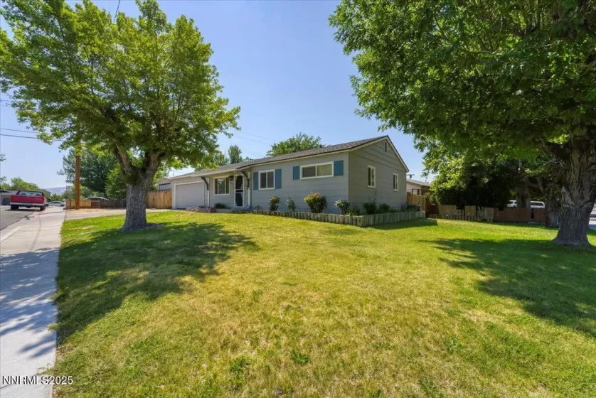389 Galleron, Sparks, Nevada 89431, 3 Bedrooms Bedrooms, ,1 BathroomBathrooms,Residential,Residential,Galleron,250054734