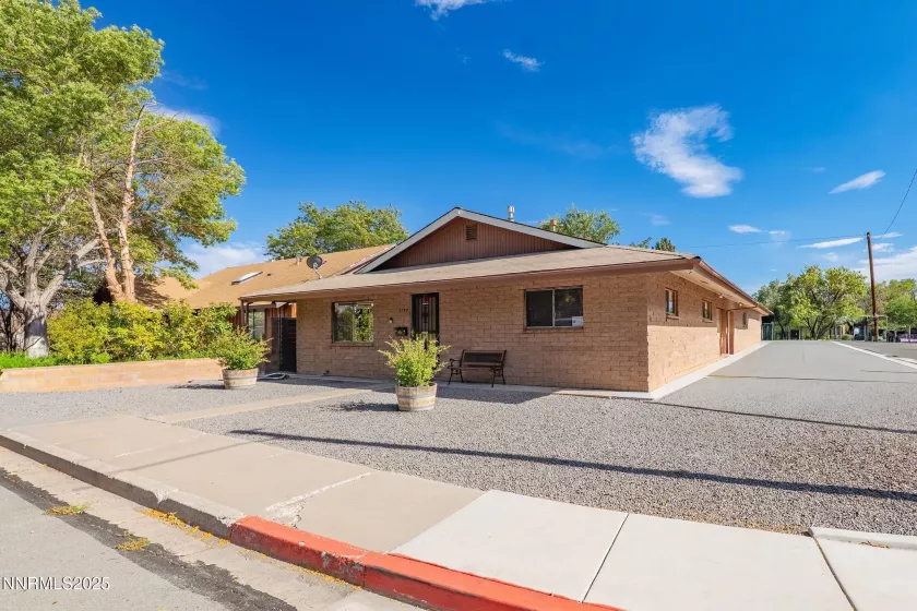 1799 Vance, Sparks, Nevada 89431, ,Residential Income,Residential,Vance,250054738