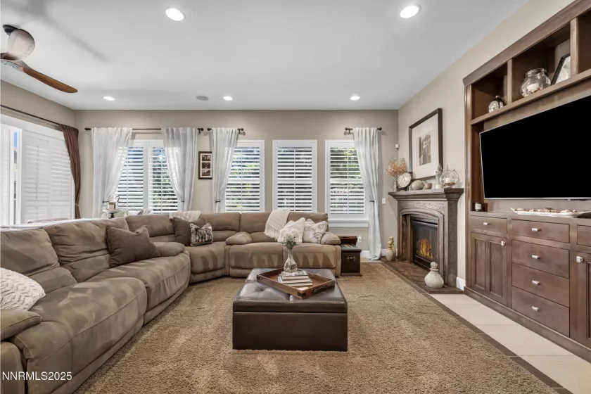 3980 San Donato, Reno, Nevada 89519, 2 Bedrooms Bedrooms, ,3 BathroomsBathrooms,Residential,Residential,San Donato,250054741
