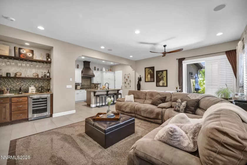 3980 San Donato, Reno, Nevada 89519, 2 Bedrooms Bedrooms, ,3 BathroomsBathrooms,Residential,Residential,San Donato,250054741