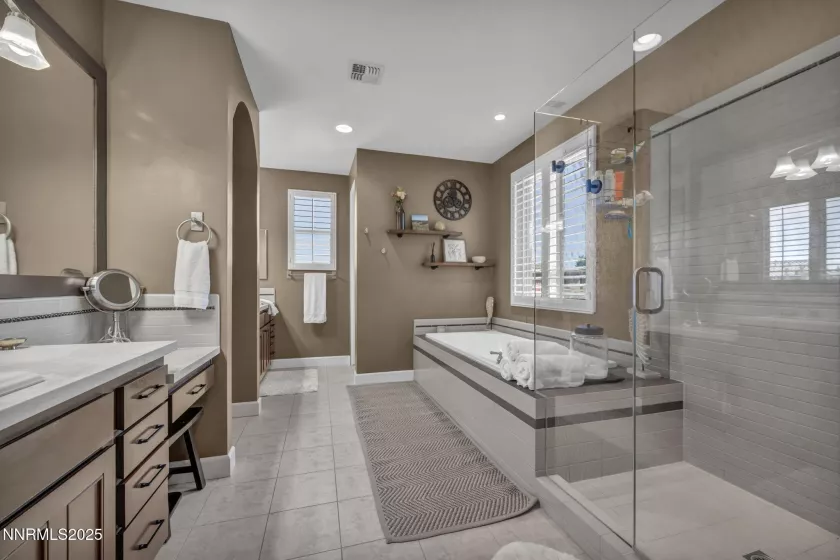 3980 San Donato, Reno, Nevada 89519, 2 Bedrooms Bedrooms, ,3 BathroomsBathrooms,Residential,Residential,San Donato,250054741