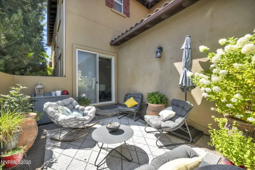 3980 San Donato, Reno, Nevada 89519, 2 Bedrooms Bedrooms, ,3 BathroomsBathrooms,Residential,Residential,San Donato,250054741