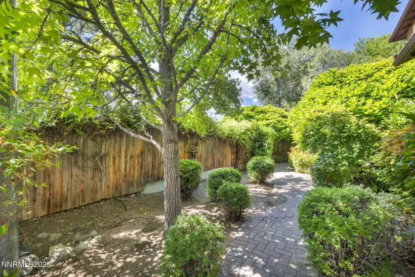 3980 San Donato, Reno, Nevada 89519, 2 Bedrooms Bedrooms, ,3 BathroomsBathrooms,Residential,Residential,San Donato,250054741