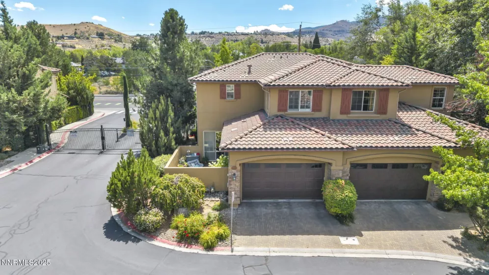 3980 San Donato, Reno, Nevada 89519, 2 Bedrooms Bedrooms, ,3 BathroomsBathrooms,Residential,Residential,San Donato,250054741