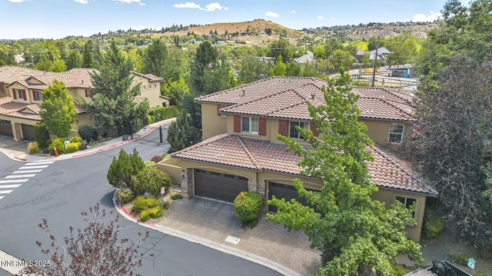 3980 San Donato, Reno, Nevada 89519, 2 Bedrooms Bedrooms, ,3 BathroomsBathrooms,Residential,Residential,San Donato,250054741