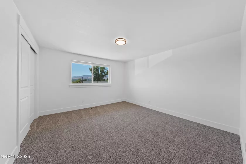 1635 Carlin, Reno, Nevada 89503, 4 Bedrooms Bedrooms, ,3 BathroomsBathrooms,Residential,Residential,Carlin,250054743