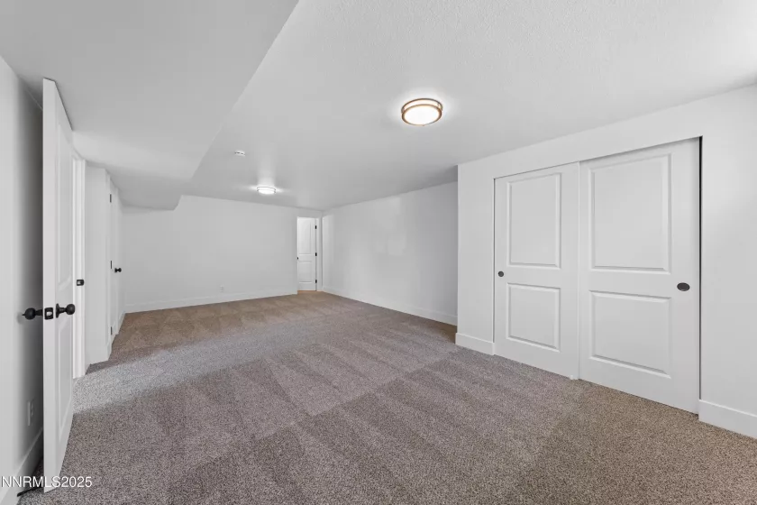 1635 Carlin, Reno, Nevada 89503, 4 Bedrooms Bedrooms, ,3 BathroomsBathrooms,Residential,Residential,Carlin,250054743