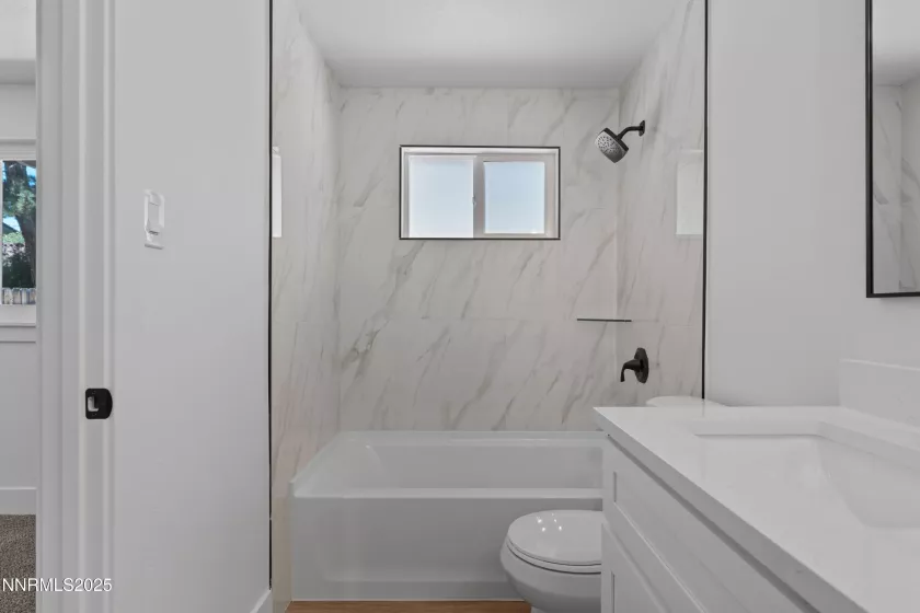1635 Carlin, Reno, Nevada 89503, 4 Bedrooms Bedrooms, ,3 BathroomsBathrooms,Residential,Residential,Carlin,250054743