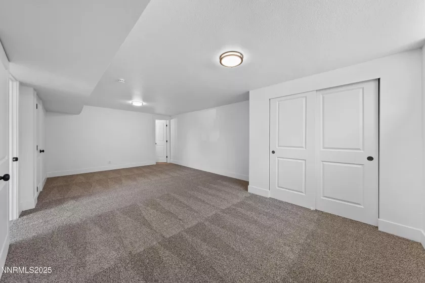 1635 Carlin, Reno, Nevada 89503, 4 Bedrooms Bedrooms, ,3 BathroomsBathrooms,Residential,Residential,Carlin,250054743