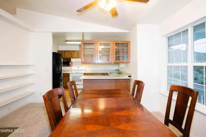 110 Arabian Way, Reno, Nevada 89508, 3 Bedrooms Bedrooms, ,2 BathroomsBathrooms,Residential,Residential,Arabian Way,250054744