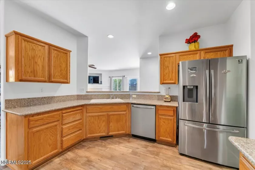 465 Jennys, Fernley, Nevada 89408, 3 Bedrooms Bedrooms, ,2 BathroomsBathrooms,Residential,Residential,Jennys,250054765