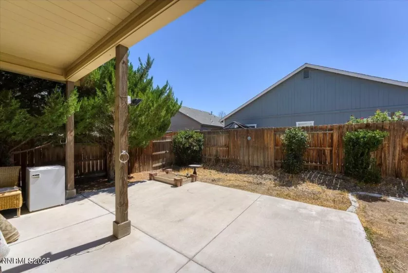 465 Jennys, Fernley, Nevada 89408, 3 Bedrooms Bedrooms, ,2 BathroomsBathrooms,Residential,Residential,Jennys,250054765