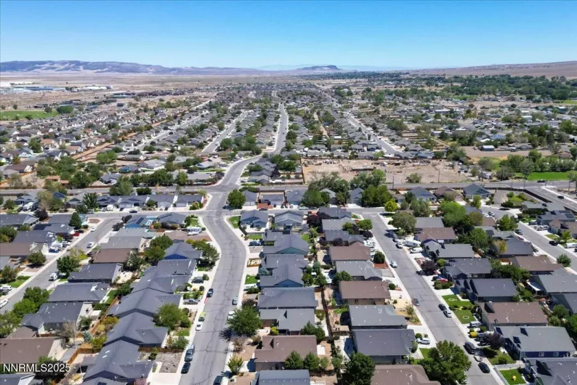 465 Jennys, Fernley, Nevada 89408, 3 Bedrooms Bedrooms, ,2 BathroomsBathrooms,Residential,Residential,Jennys,250054765